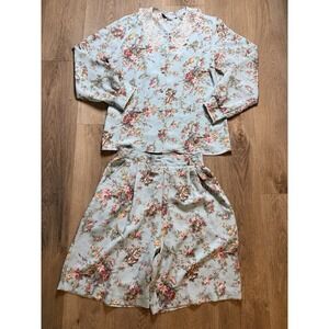 Vintage Eagle River Traders 2 piece set blue floral lace